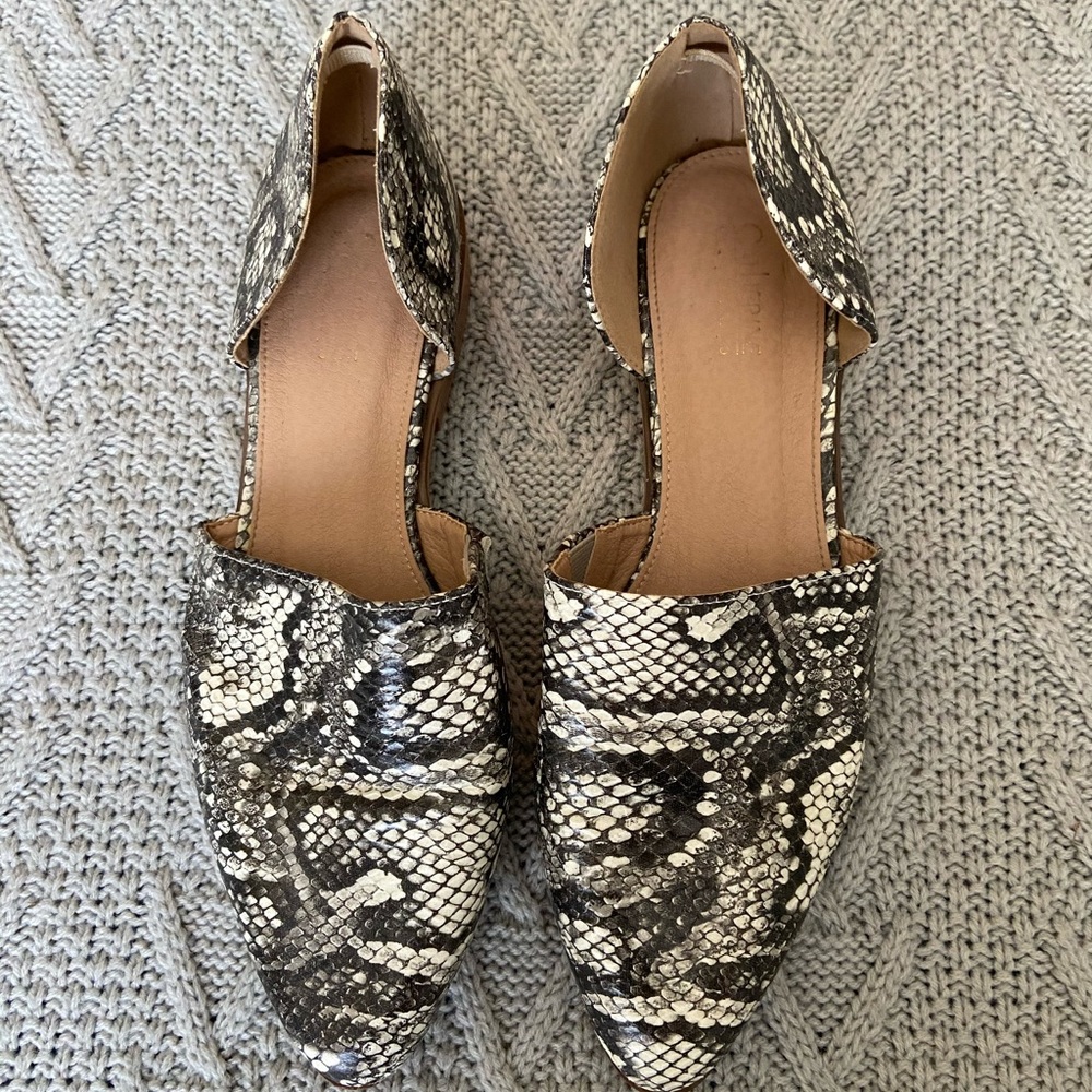 Faux snakeskin slip-on shoes